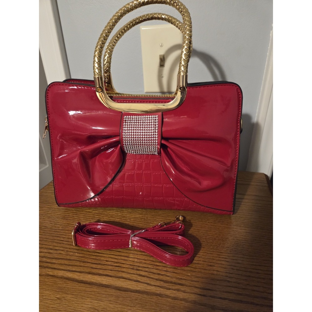 GORGEOUS!!  Red Bow Embossed Pattern Leather‎